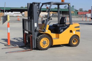 Forklift in use | Yugo Driving School