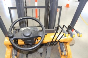 Forklift controls and Steering Wheel | Yugo Driving School